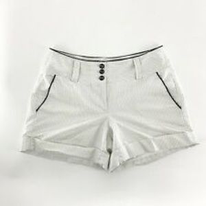 WHBM Pinstripe Short, Size 2
